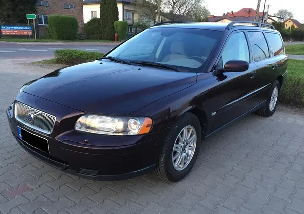 volvo v70 Volvo V70 cena 19900 przebieg: 366000, rok produkcji 2005 z Jedwabne